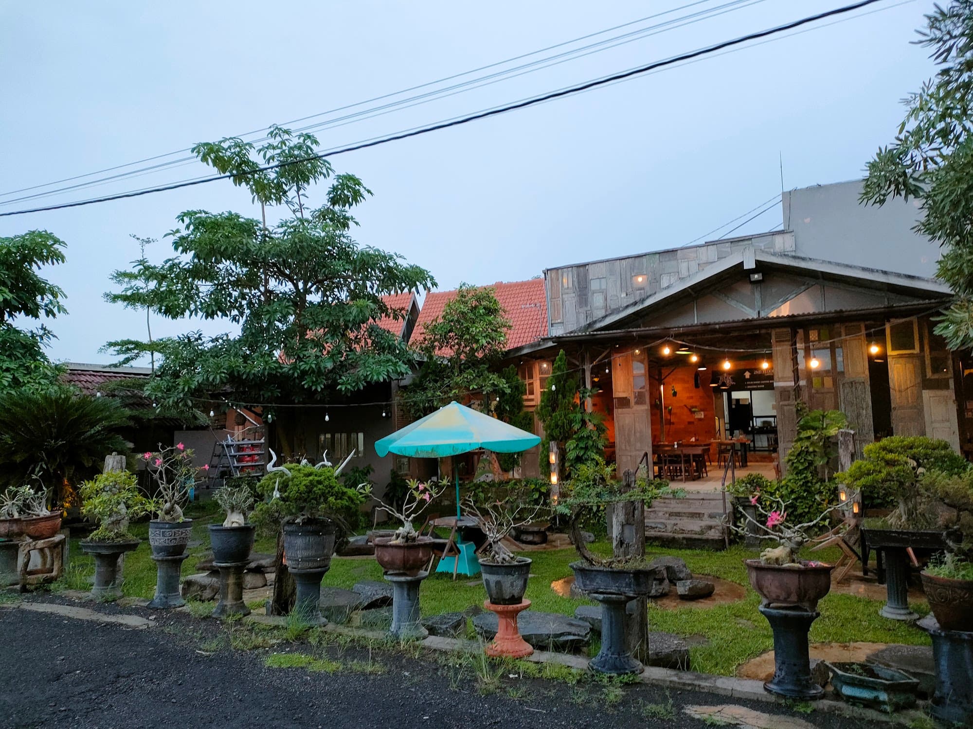 PDKT Resto & Cafe thumbnail