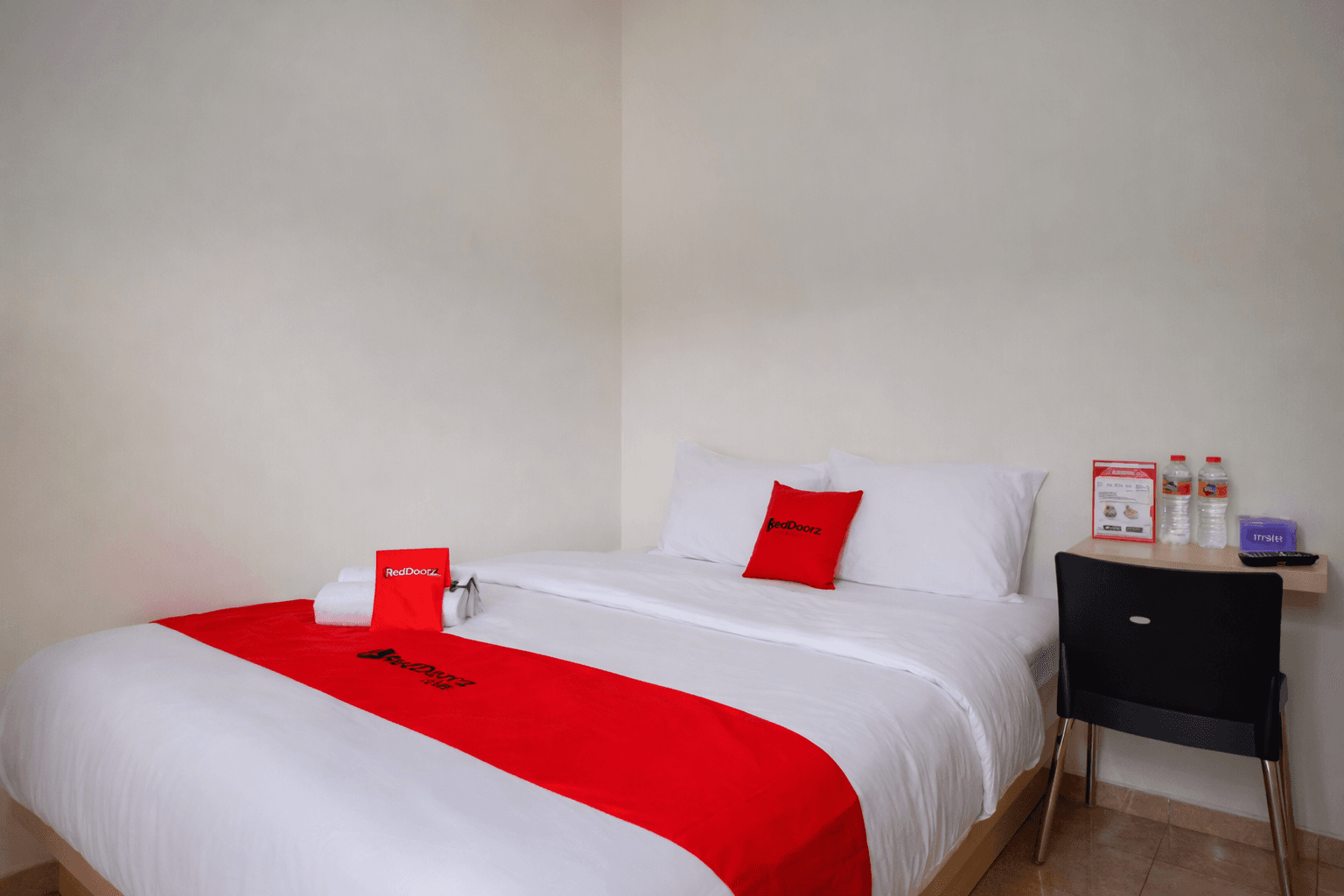 RedDoorz near Alun Alun Kudus 2 thumbnail