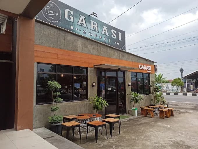 Garasi Coffee Kudus thumbnail