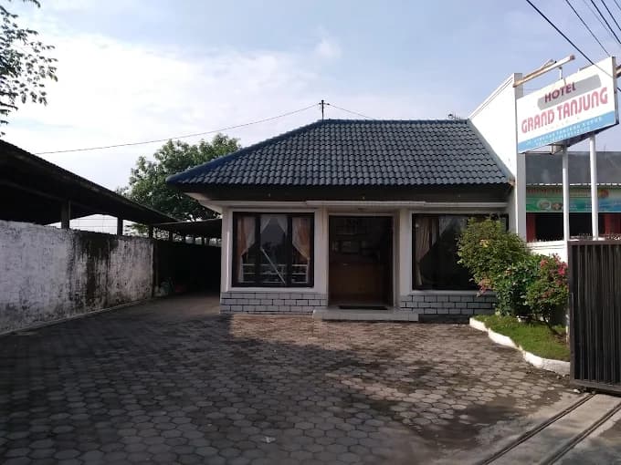 Grand Tanjung Hotel thumbnail