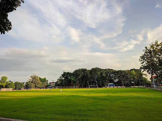 Lapangan Rendeng thumbnail