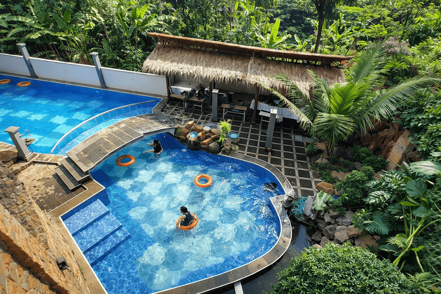 Bukit Karetan Café & Swimming Pool