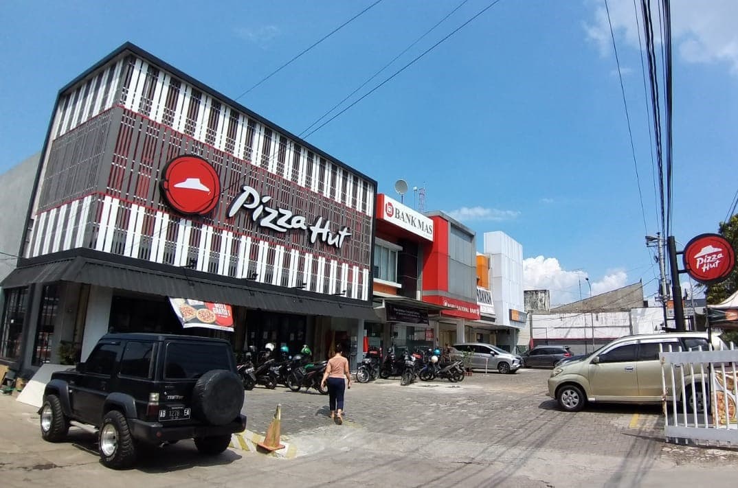 Pizza Hut Restoran - Ahmad Yani Kudus thumbnail
