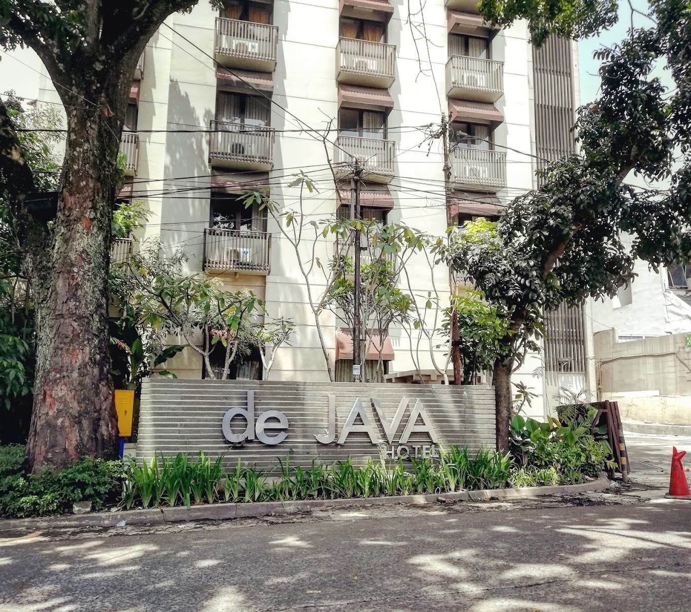 Hotel D java thumbnail
